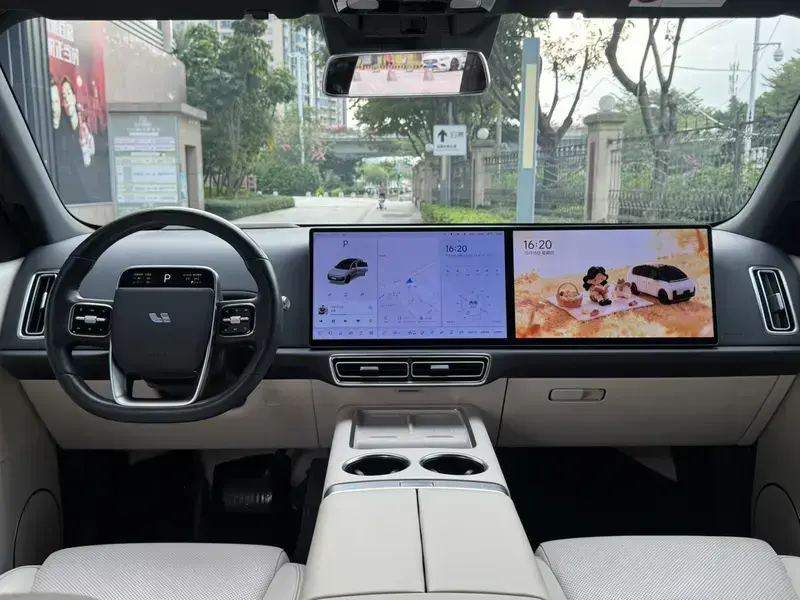 2024 Li Auto (Lixiang) L6 с пробегом 70 000 км