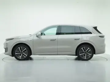 2024 Li Auto (Lixiang) L6 с пробегом 53 700 км