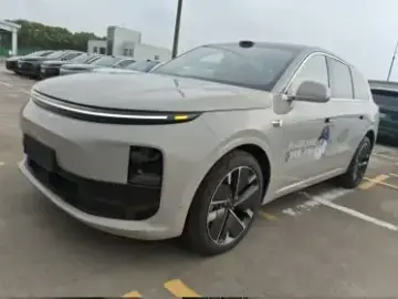 Li Auto (Lixiang) L6