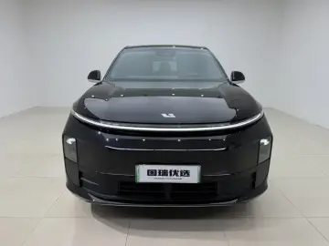 2024 Li Auto (Lixiang) L6 с пробегом 39 000 км