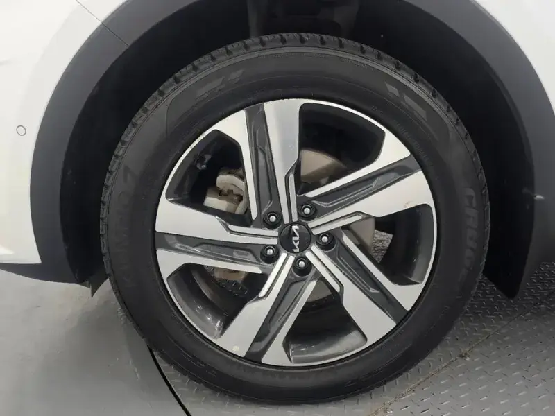 2023 Kia Sorento с пробегом 61 548 км