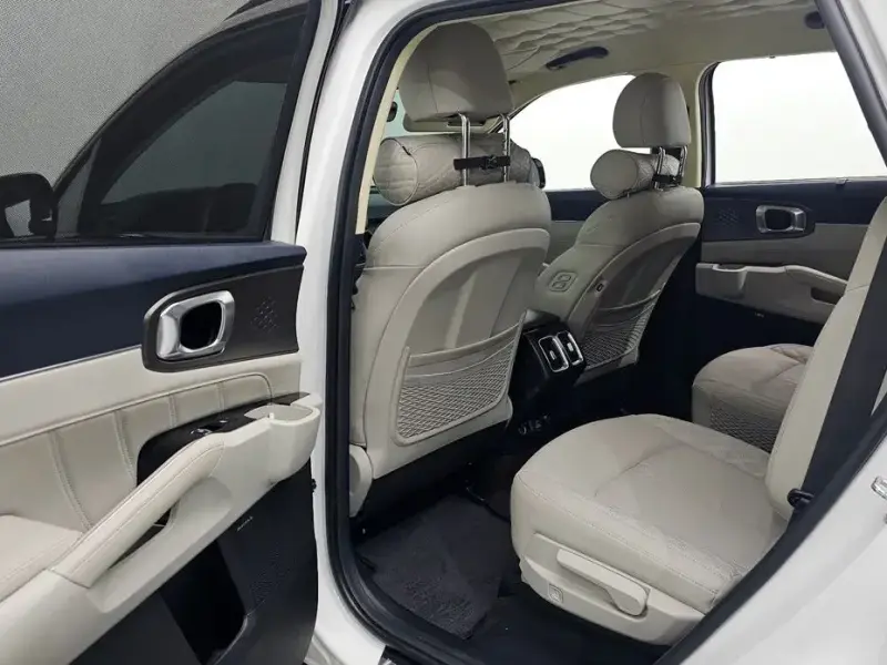 2023 Kia Sorento с пробегом 61 548 км