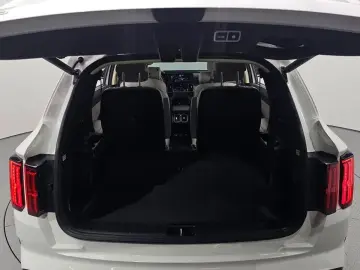 2023 Kia Sorento с пробегом 61 548 км