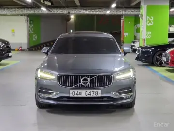 2018 Volvo S90 с пробегом 127 078 км