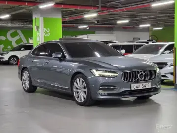 2018 Volvo S90 с пробегом 127 078 км