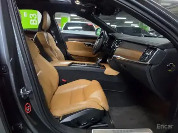 2018 Volvo S90 с пробегом 127 078 км