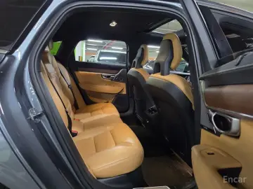 2018 Volvo S90 с пробегом 127 078 км
