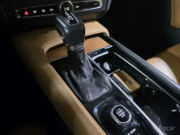 2018 Volvo S90 с пробегом 127 078 км
