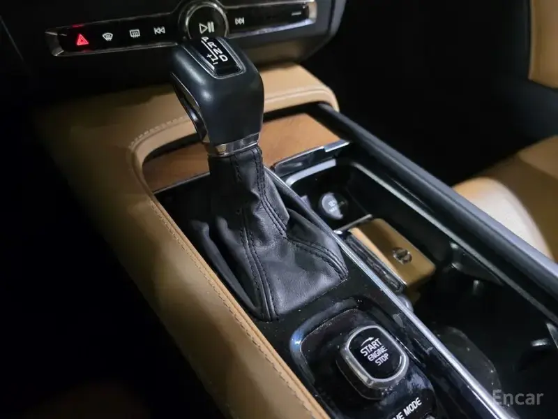 2018 Volvo S90 с пробегом 127 078 км