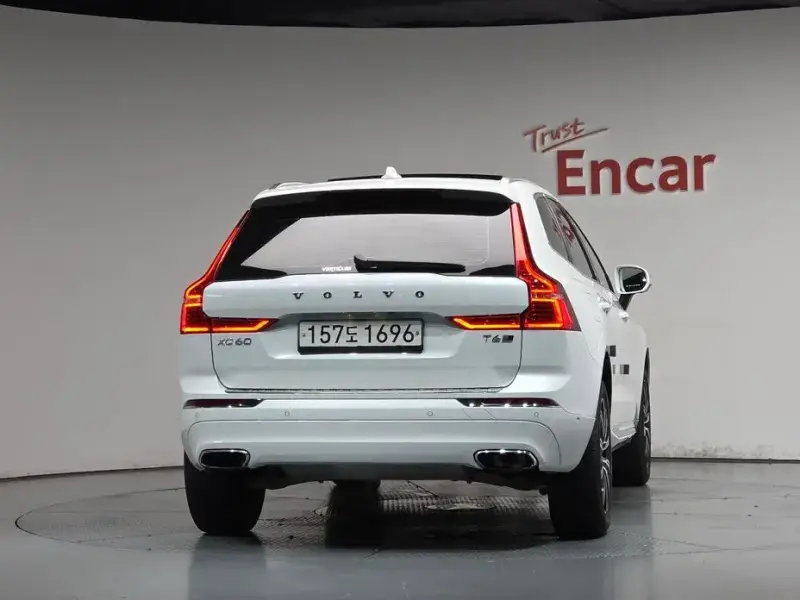 2020 Volvo XC60 с пробегом 56 553 км