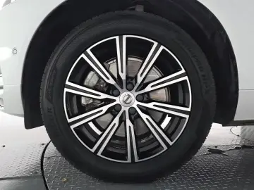 2020 Volvo XC60 с пробегом 56 553 км