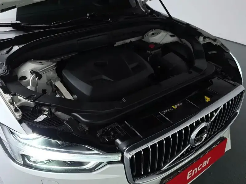 2020 Volvo XC60 с пробегом 56 553 км