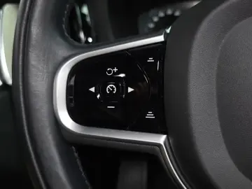 2020 Volvo XC60 с пробегом 56 553 км