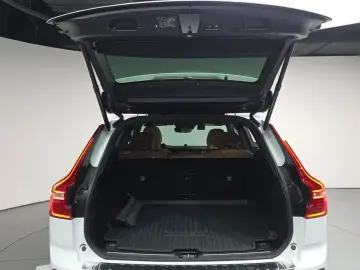 2020 Volvo XC60 с пробегом 56 553 км