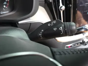 2020 Volvo XC60 с пробегом 56 553 км