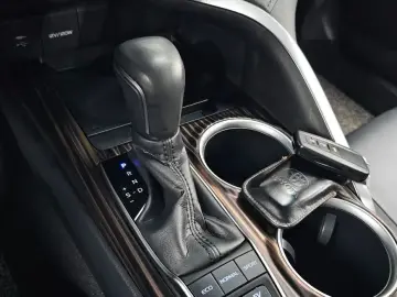 2018 Toyota Camry с пробегом 74 340 км