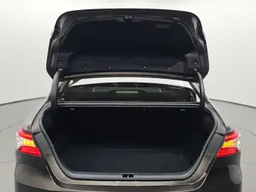 2018 Toyota Camry с пробегом 74 340 км