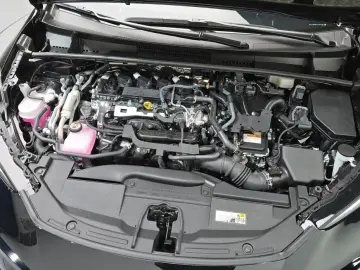 2026 Toyota Prius с пробегом 4 297 км