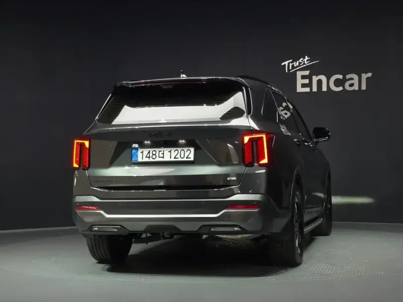 2026 Kia Sorento с пробегом 6 019 км