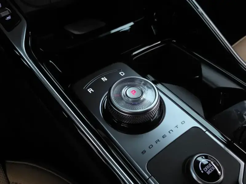 2026 Kia Sorento с пробегом 6 019 км