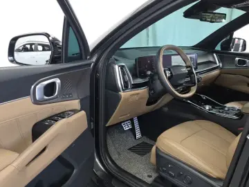 2026 Kia Sorento с пробегом 6 019 км