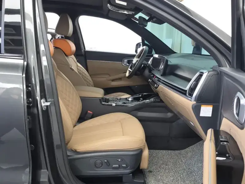2026 Kia Sorento с пробегом 6 019 км