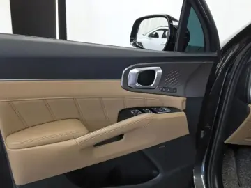 2026 Kia Sorento с пробегом 6 019 км