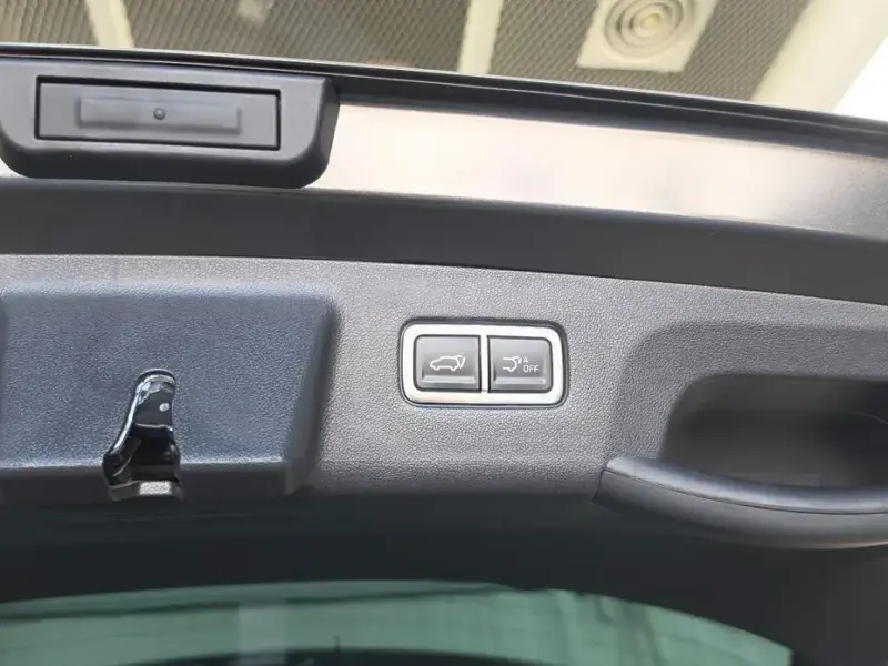 2026 Kia Sorento с пробегом 6 019 км