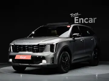 2025 Kia Sorento с пробегом 15 995 км
