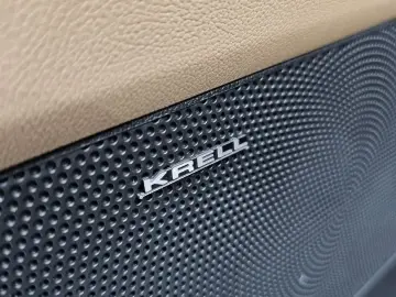 2025 Kia Sorento с пробегом 15 995 км