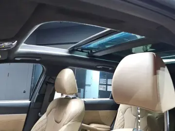 2025 Kia Sorento с пробегом 15 995 км