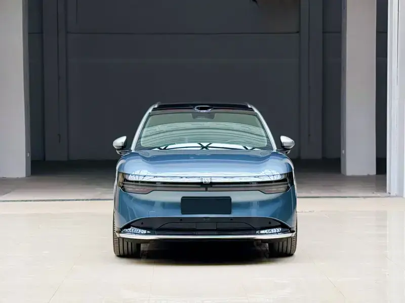 2025 Zeekr 7X с пробегом 13 000 км