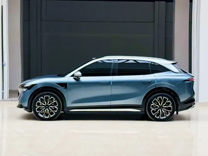 2025 Zeekr 7X с пробегом 13 000 км