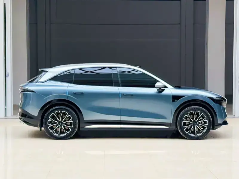 2025 Zeekr 7X с пробегом 13 000 км