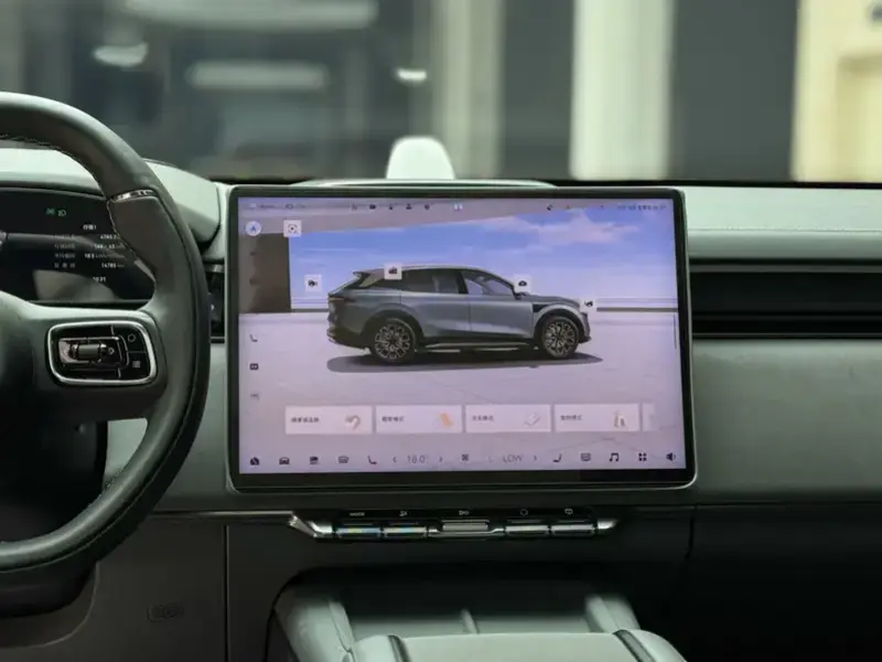 2025 Zeekr 7X с пробегом 13 000 км