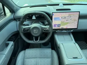 2025 Zeekr 7X с пробегом 35 000 км