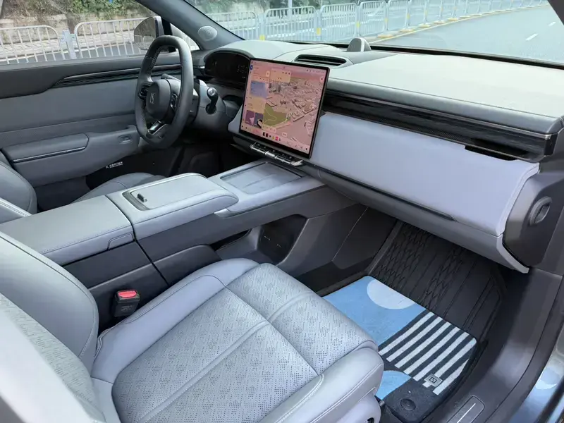 2025 Zeekr 7X с пробегом 35 000 км