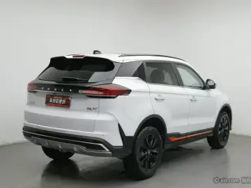 2022 Geely Atlas Pro с пробегом 69 800 км