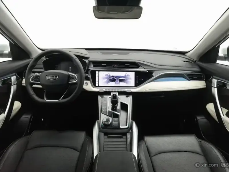 2022 Geely Atlas Pro с пробегом 69 800 км