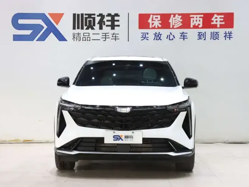 2023 Geely Atlas Pro с пробегом 48 000 км
