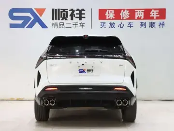 2023 Geely Atlas Pro с пробегом 48 000 км