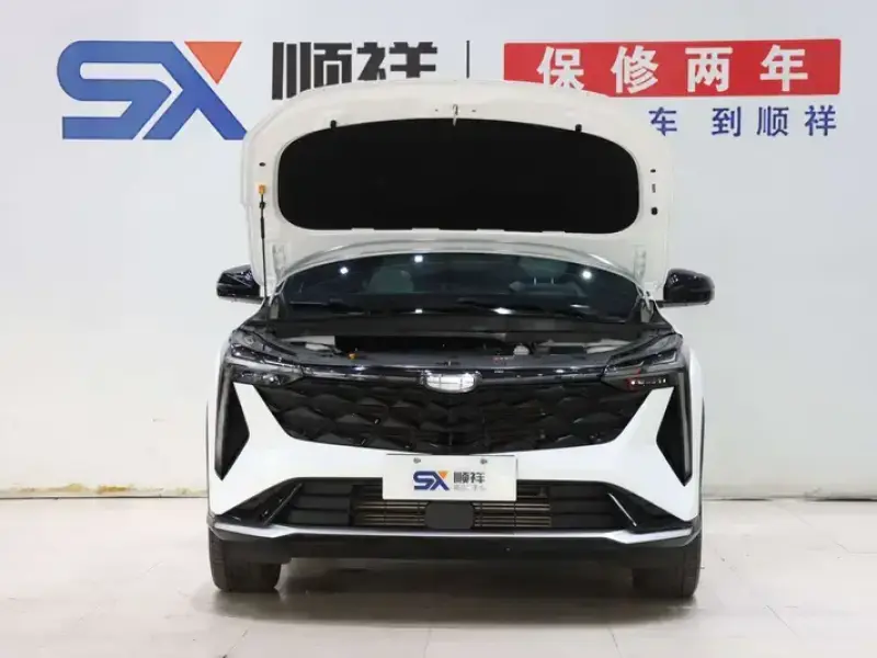 2023 Geely Atlas Pro с пробегом 48 000 км