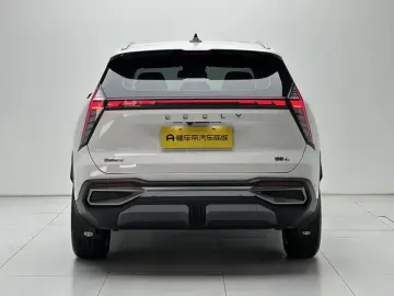 2024 Geely Boyue L с пробегом 15 900 км