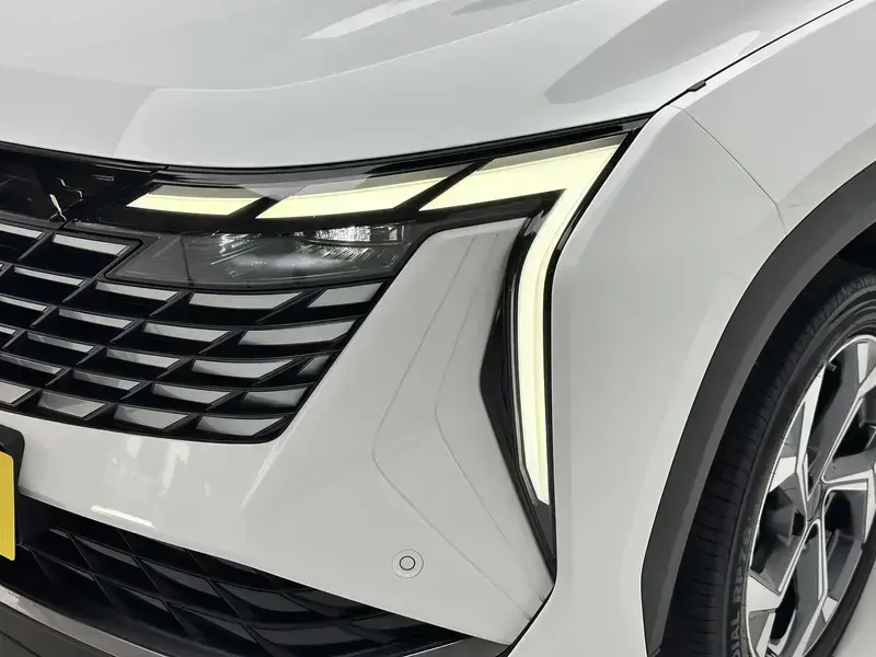 2024 Geely Boyue L с пробегом 15 900 км