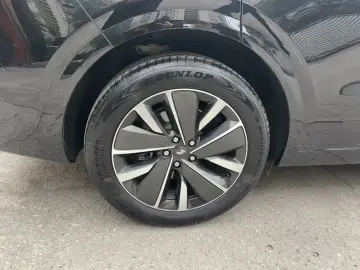 2025 Li Auto (Lixiang) L6 с пробегом 8 000 км