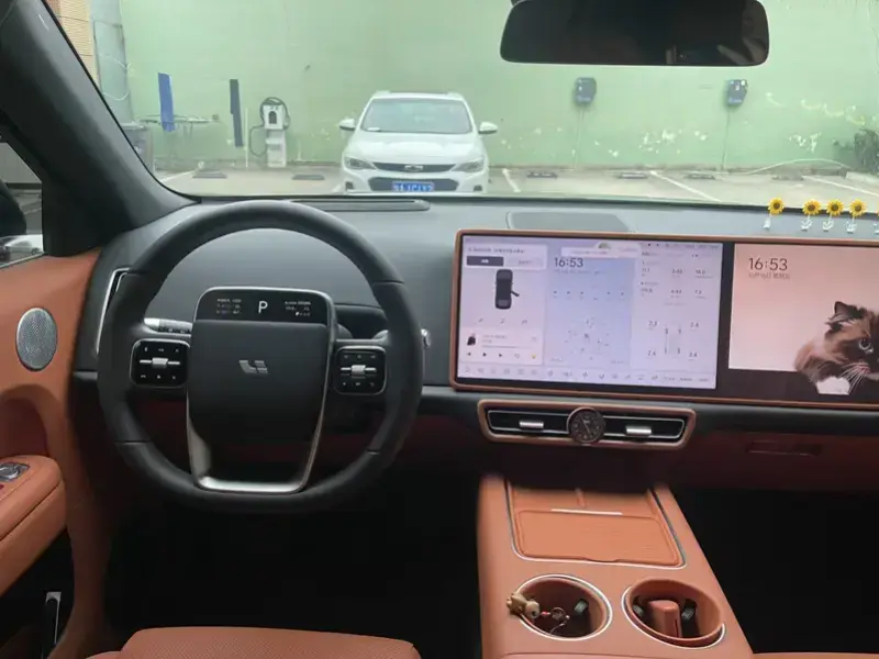 2025 Li Auto (Lixiang) L6 с пробегом 8 000 км
