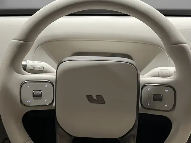 2026 Li Auto (Lixiang) L6 с пробегом 1 000 км