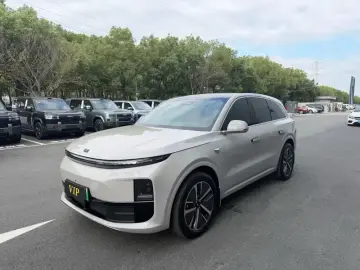 Li Auto (Lixiang) L6