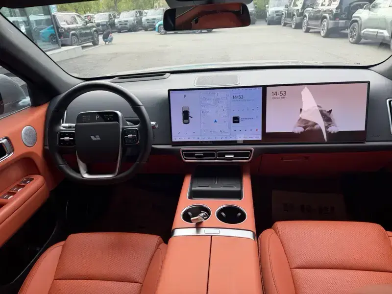 2024 Li Auto (Lixiang) L6 с пробегом 27 900 км