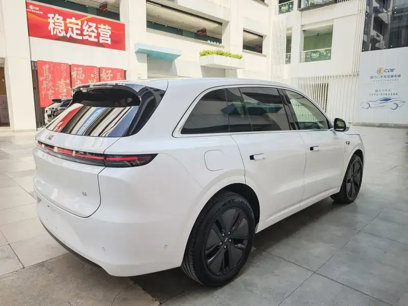 2024 Li Auto (Lixiang) L6 с пробегом 79 100 км